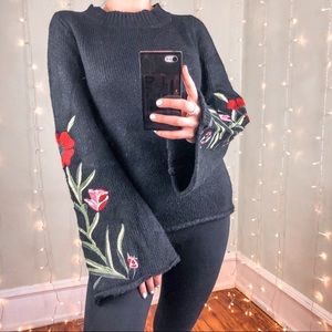 Romeo + Juliet Embroidered Floral Black Sweater
